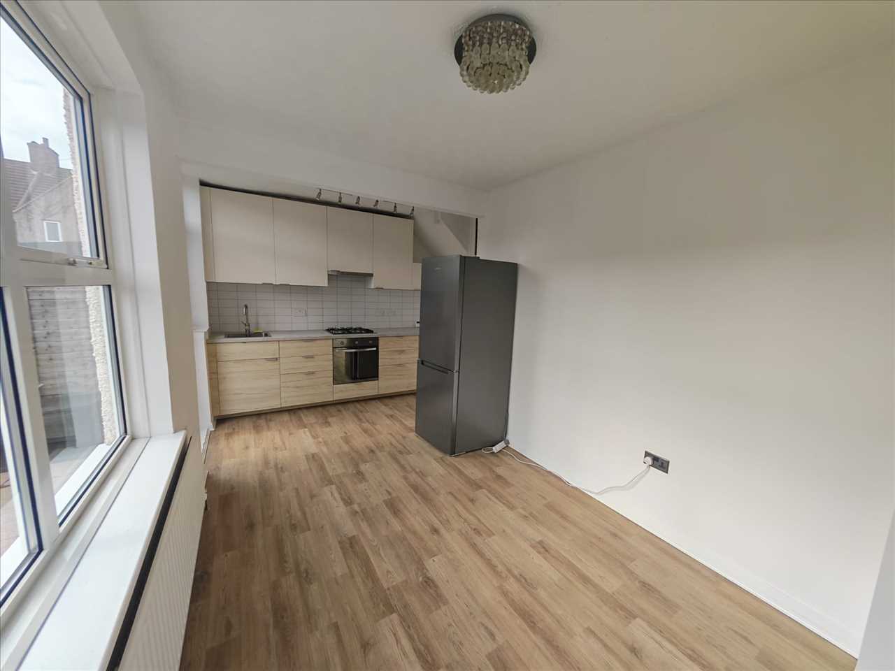 Valence Wood Road, Dagenham, Essex Image 2