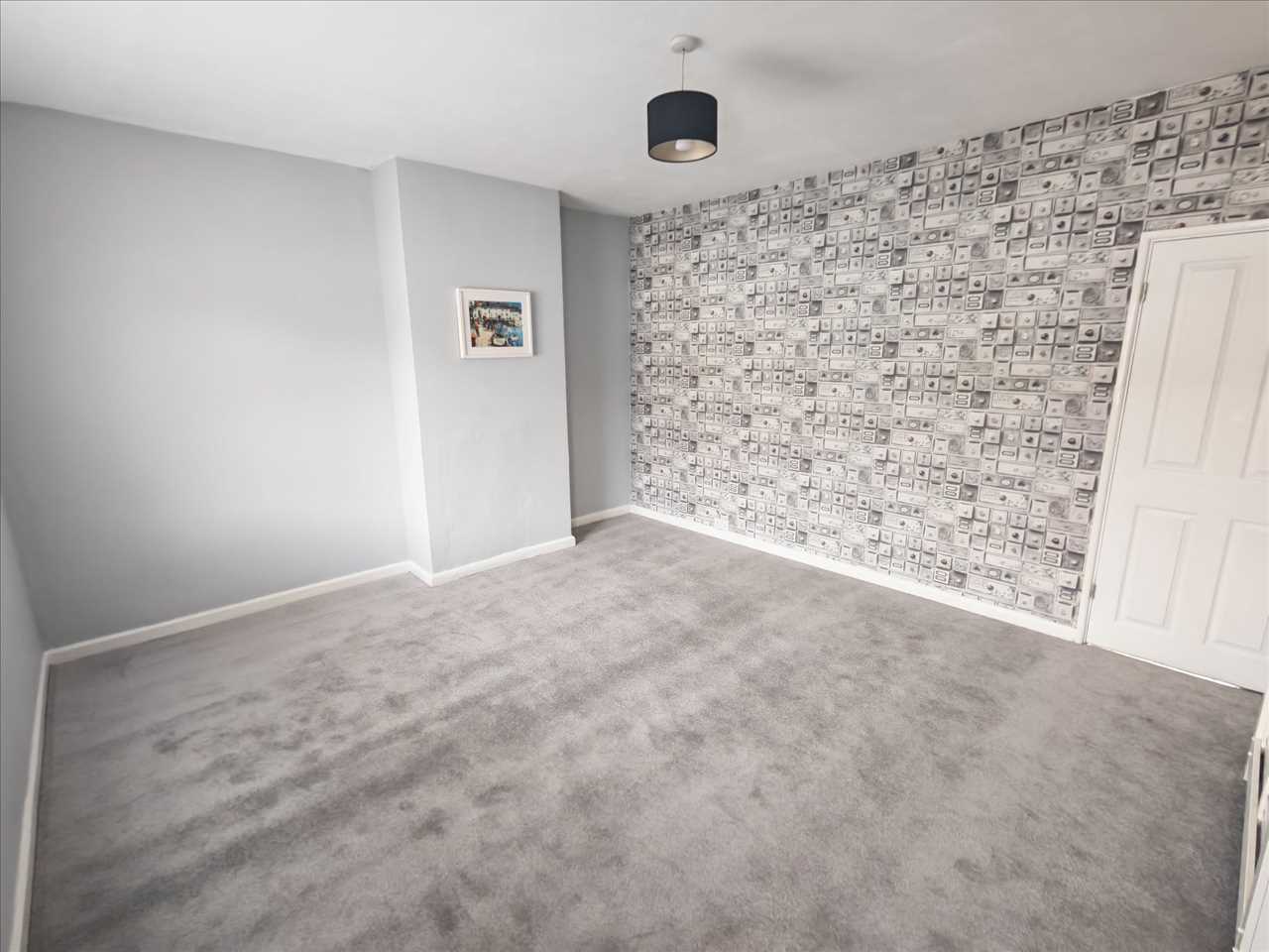 Valence Wood Road, Dagenham, Essex Image 8