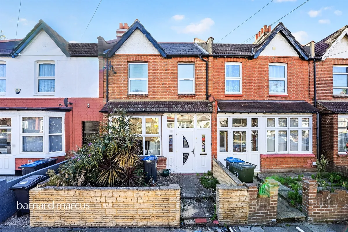 Whitford Gardens, Mitcham