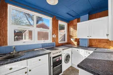 Whitford Gardens, Mitcham