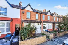 Whitford Gardens, Mitcham