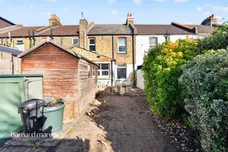 Whitford Gardens, Mitcham