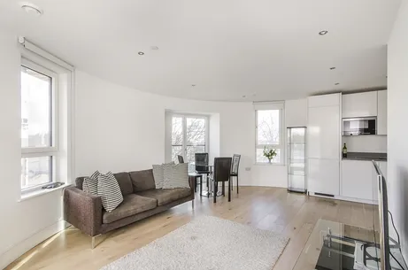 St. Luke'S Avenue London SW4