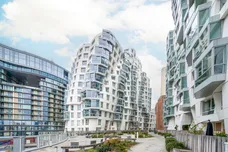 Prospect Way London SW11 photo 2