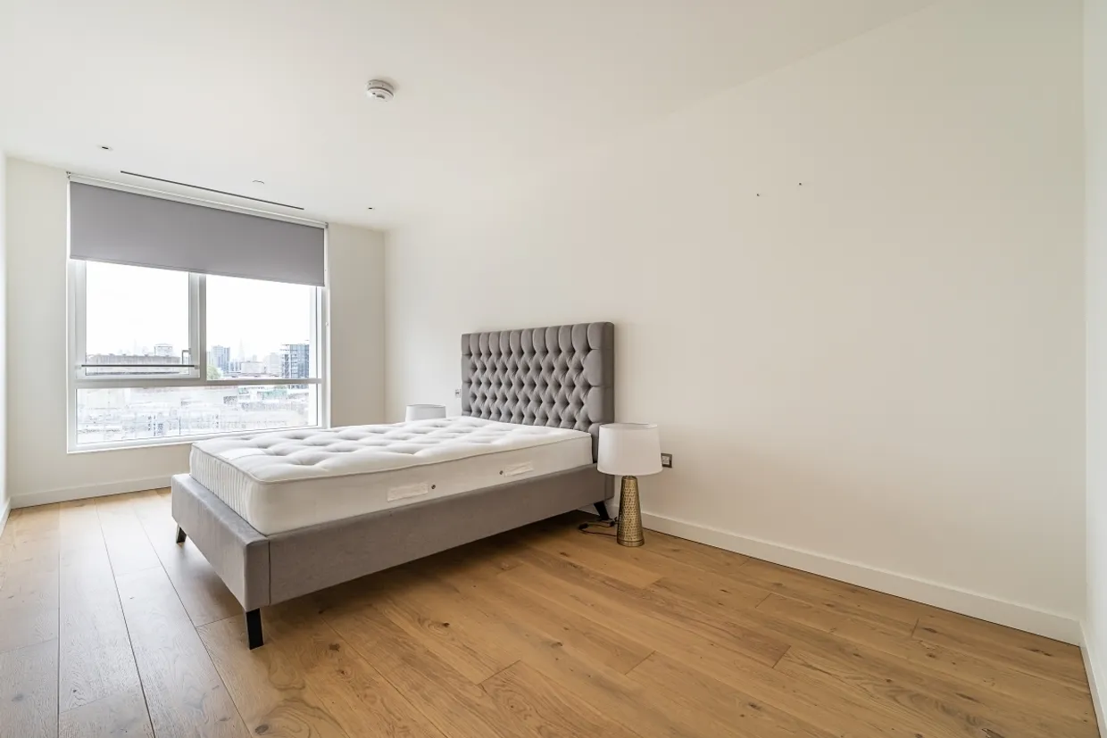 Prospect Way London SW11 photo 5
