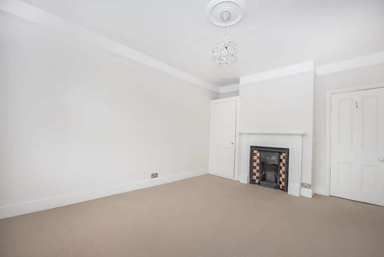 Englewood Road London SW12 photo 5