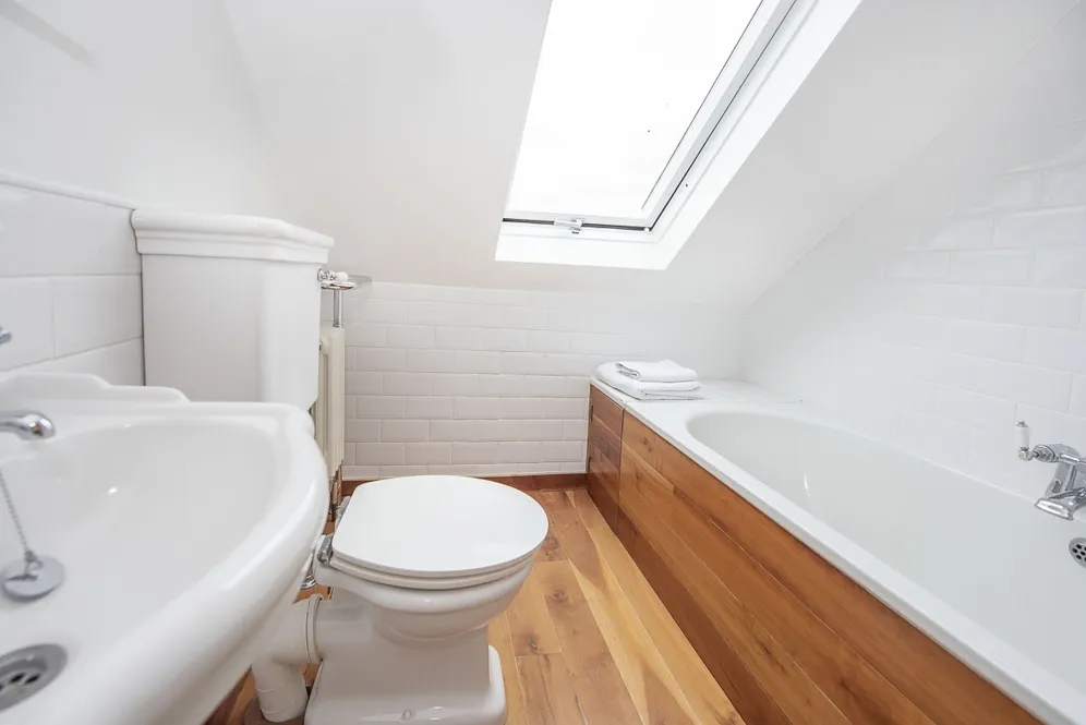 Englewood Road London SW12 photo 8