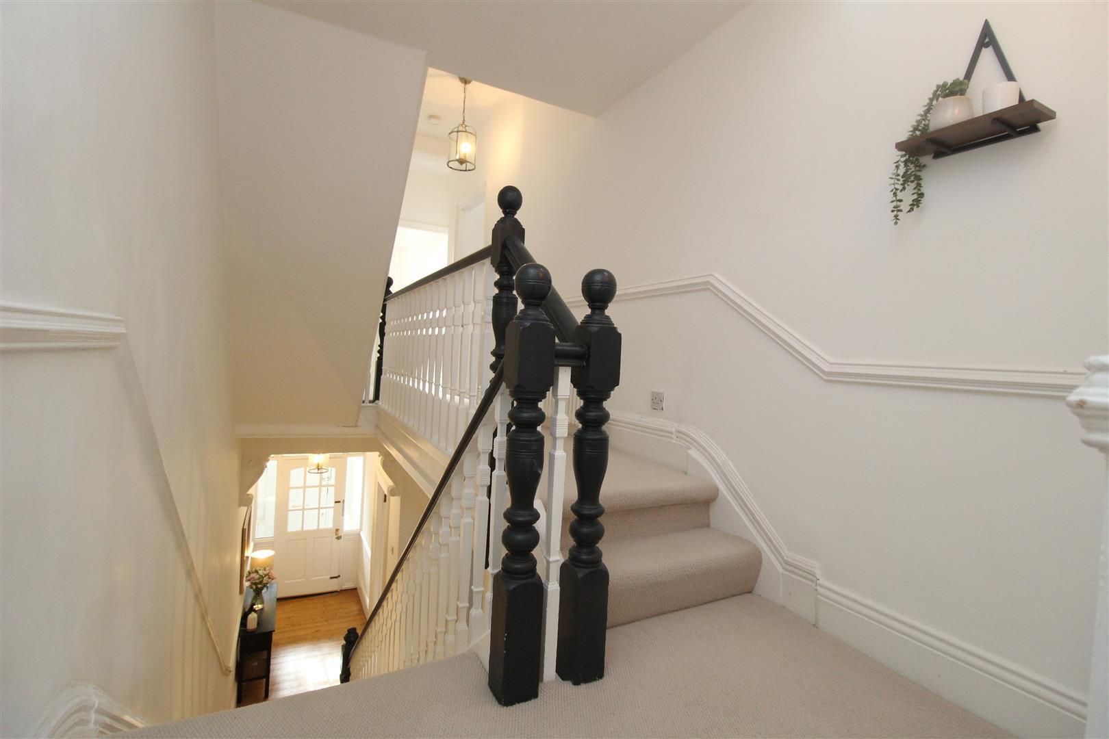 The Crescent, Whitley Bay Image 17