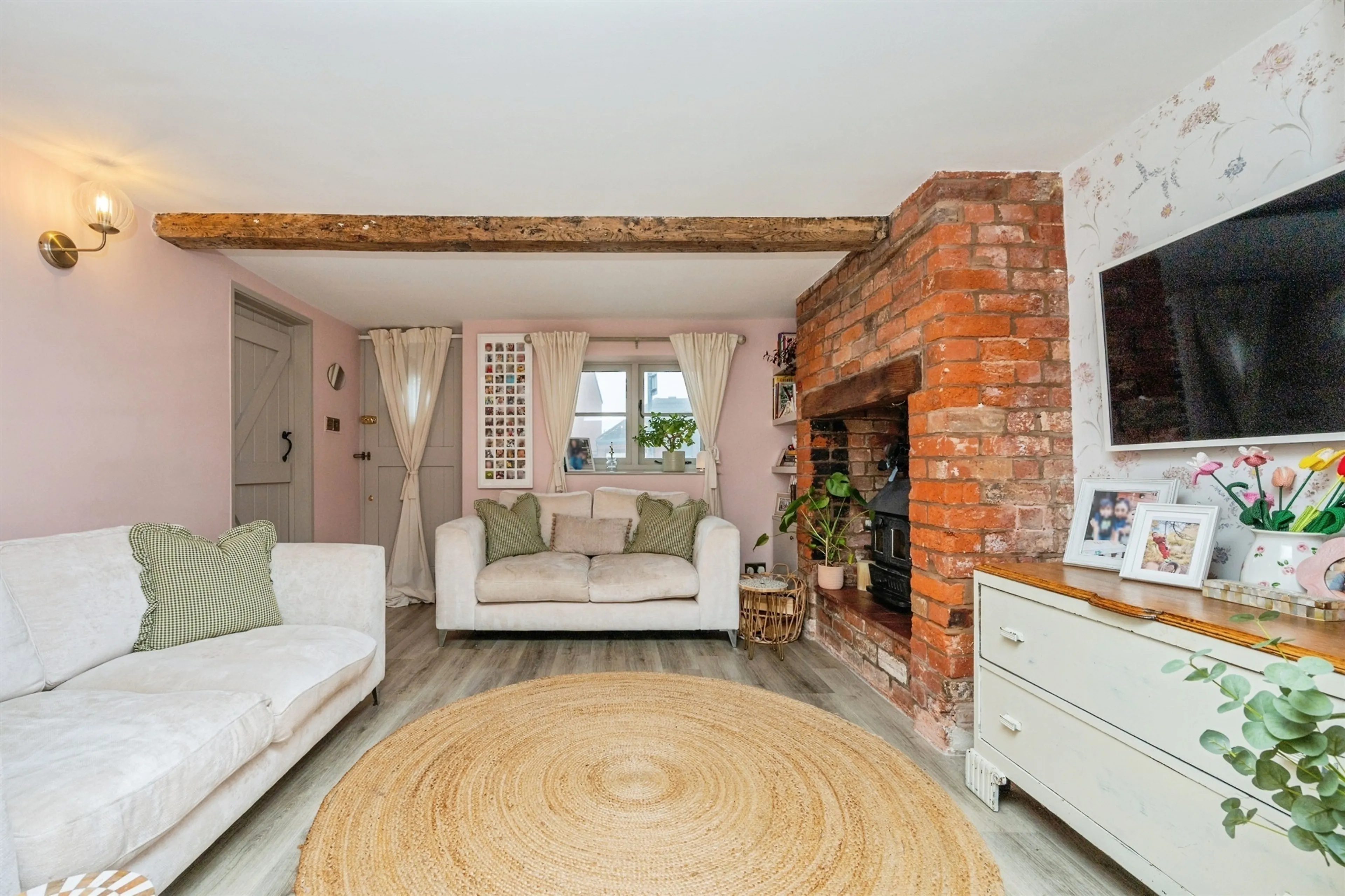 Property at Barley Mow Lane, Catshill, Bromsgrove