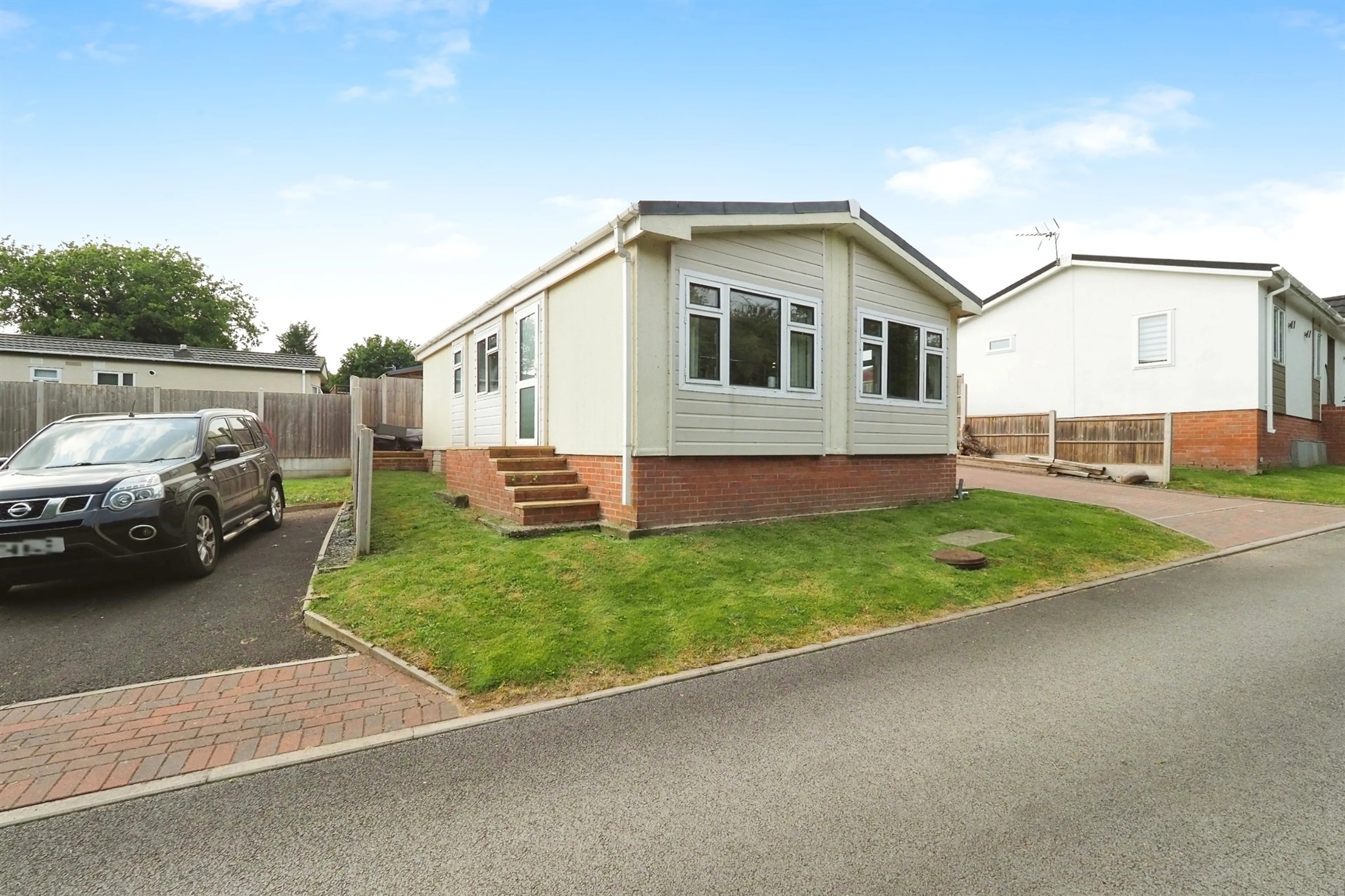 Property photo 0