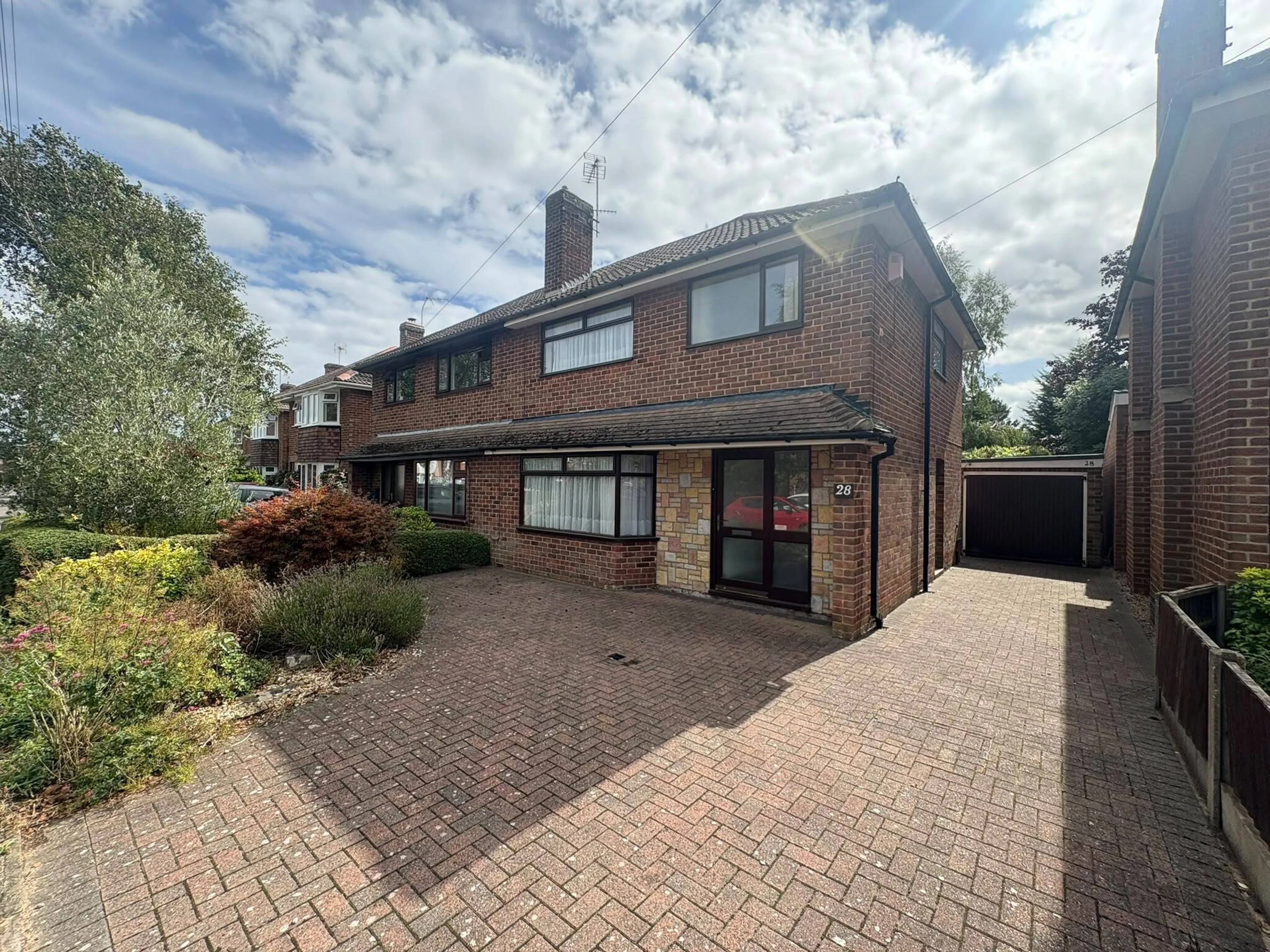 Property photo 0