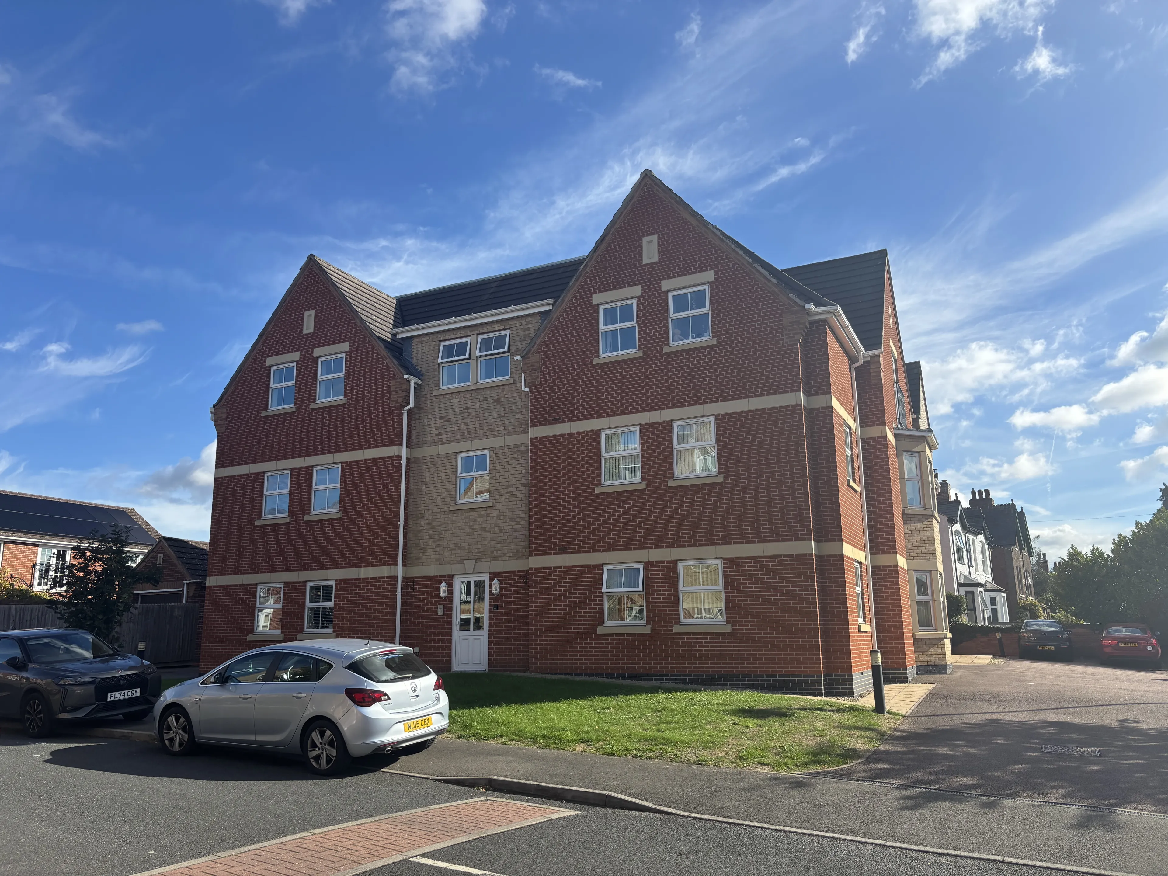 Property photo 0