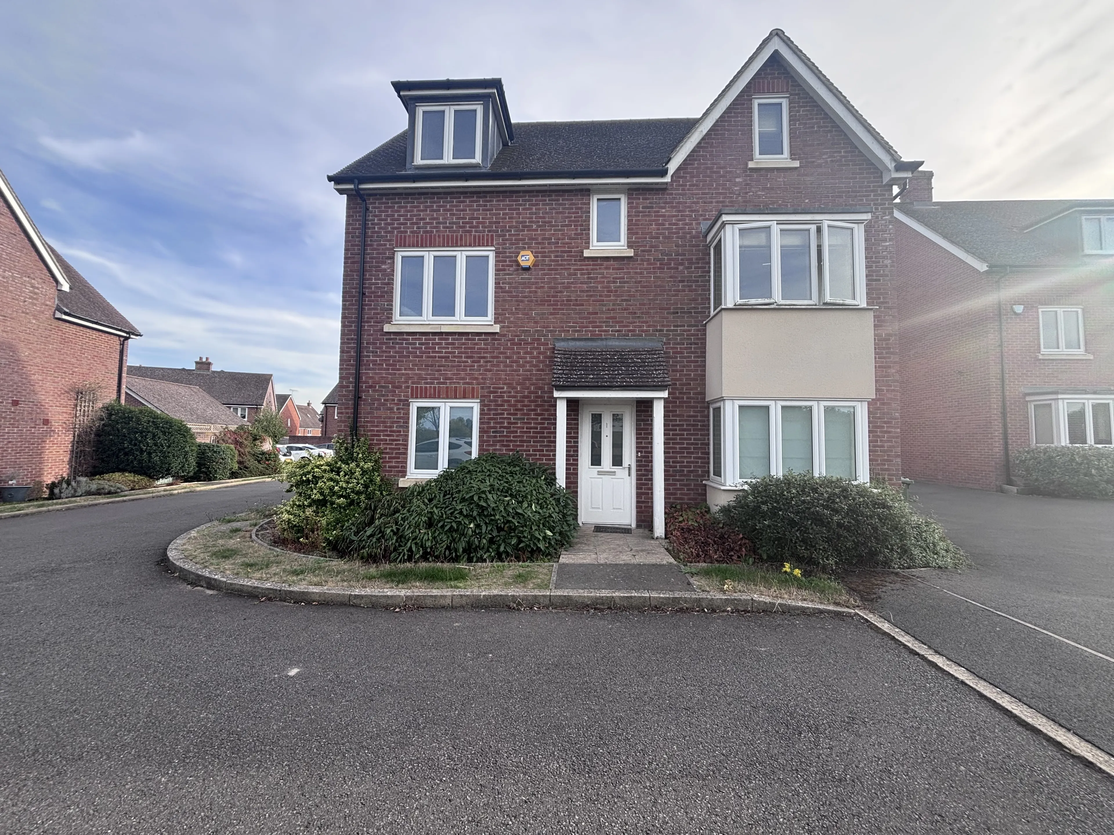 Property photo 0