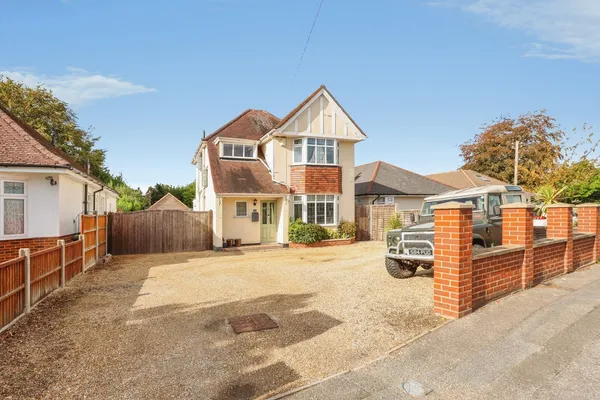 New Road, Bournemouth, Dorset, BH10