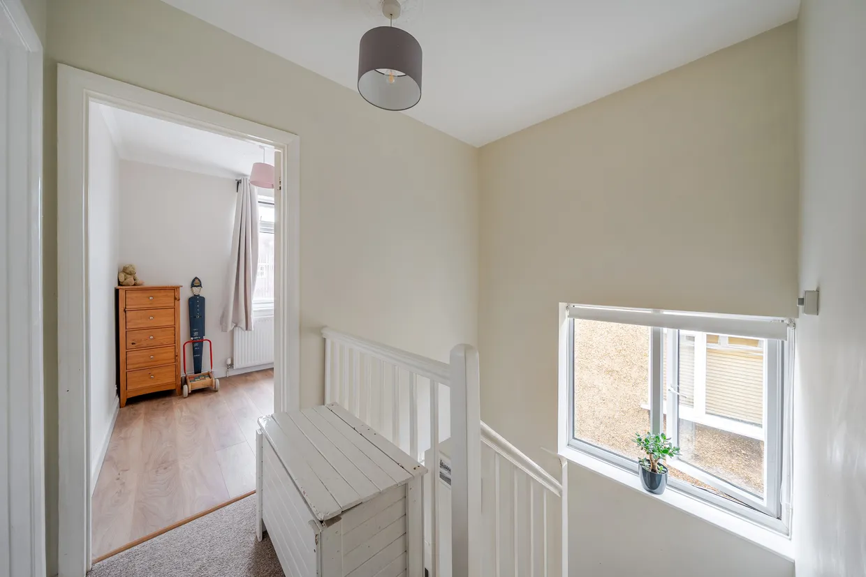 Cross Way, Harpenden, AL5 photo 14