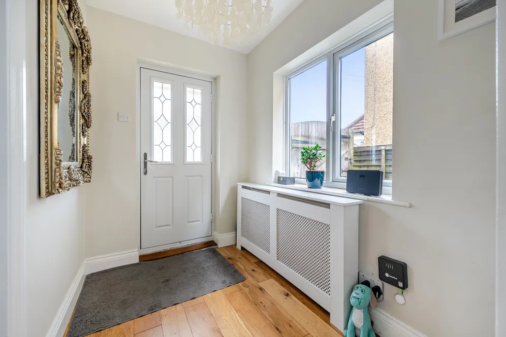 Cross Way, Harpenden, AL5 photo 15