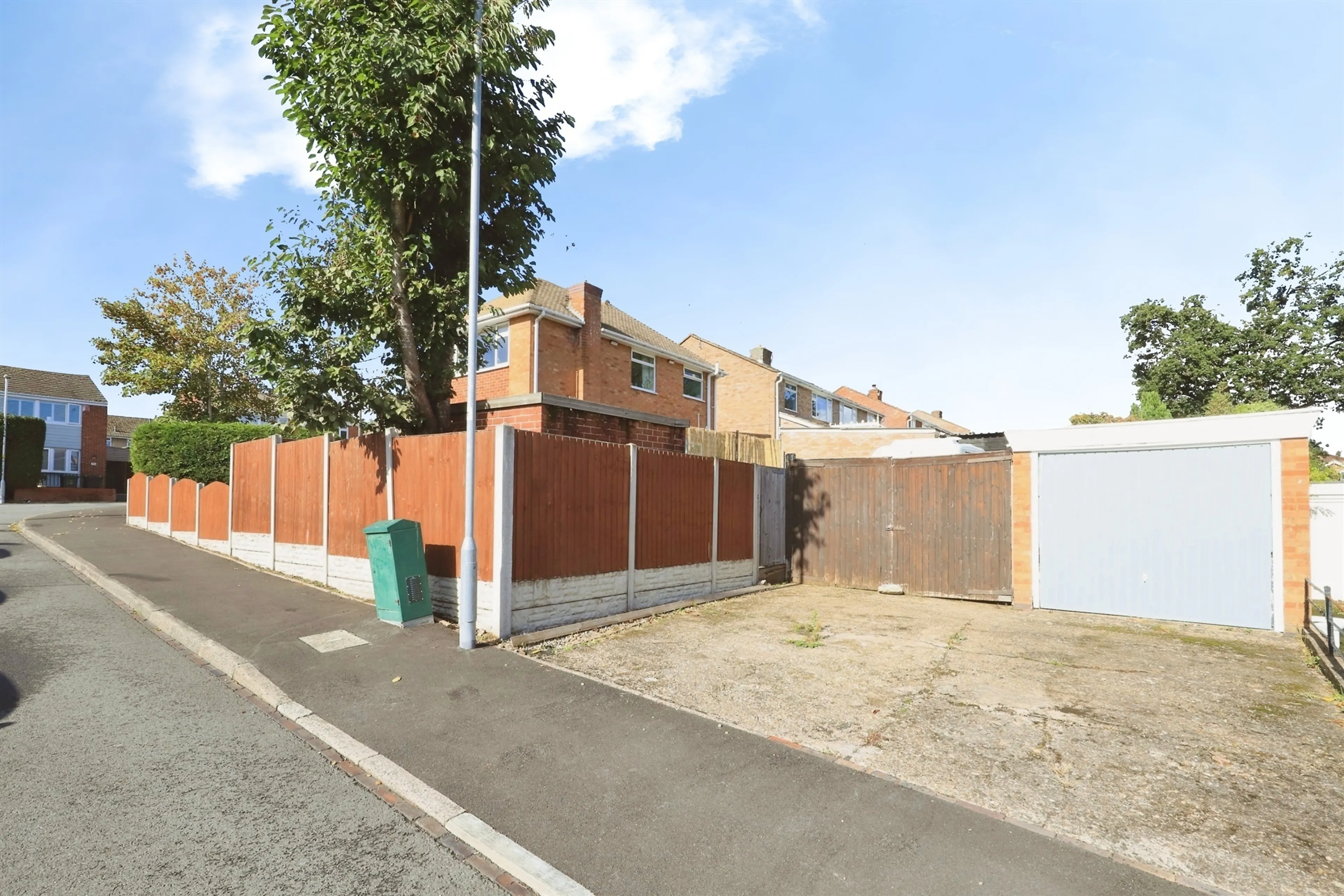 Property at Manor Avenue South, Kidderminster