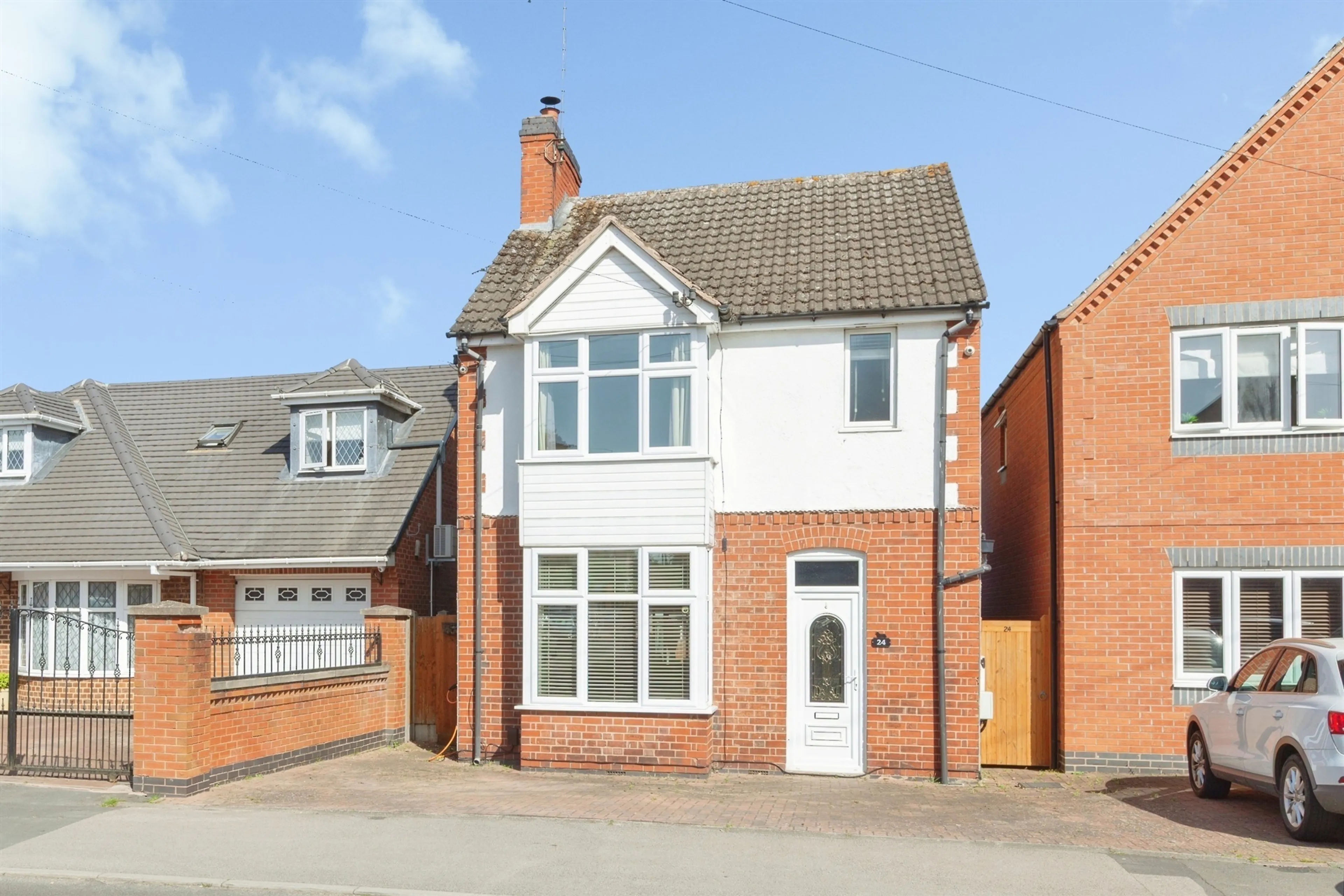 Property photo 0