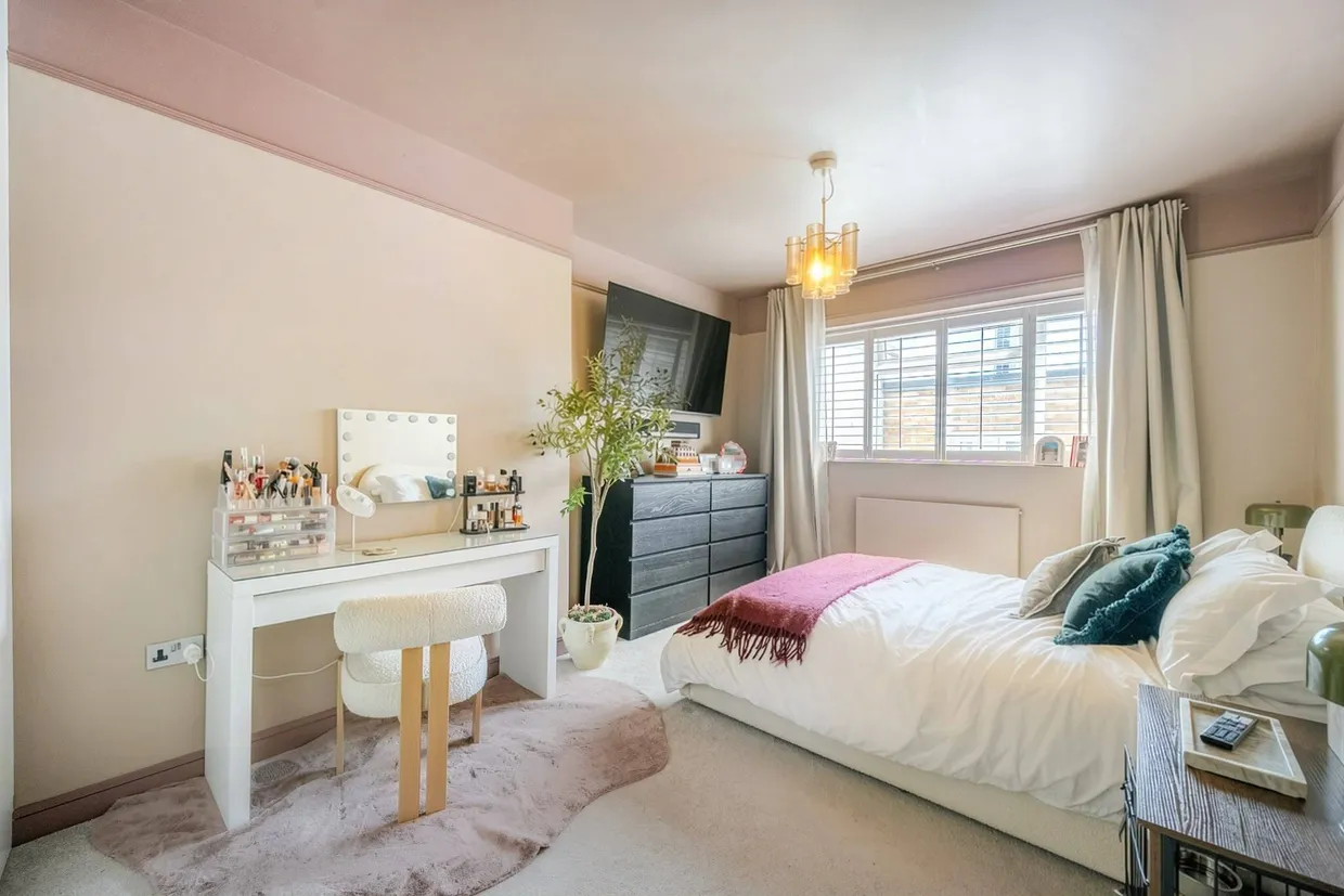 Packhorse Road, Gerrards Cross, SL9 photo 5