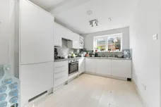 Darlington Road London SE27 photo 5