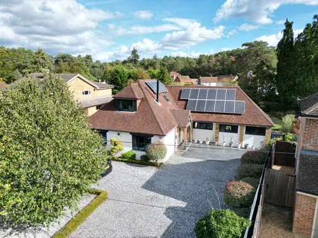 Sandy Lane, Farnham, GU10