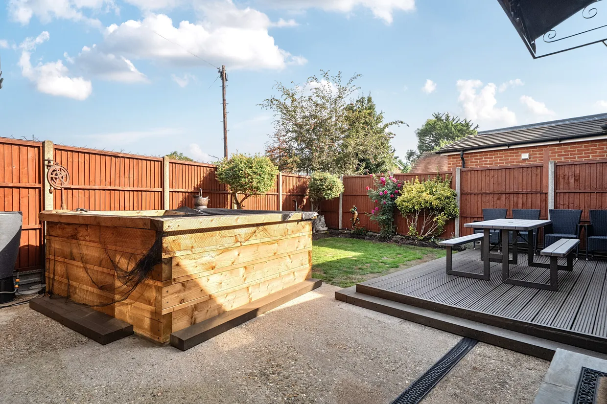 Forlease Road, Maidenhead, SL6 photo 2