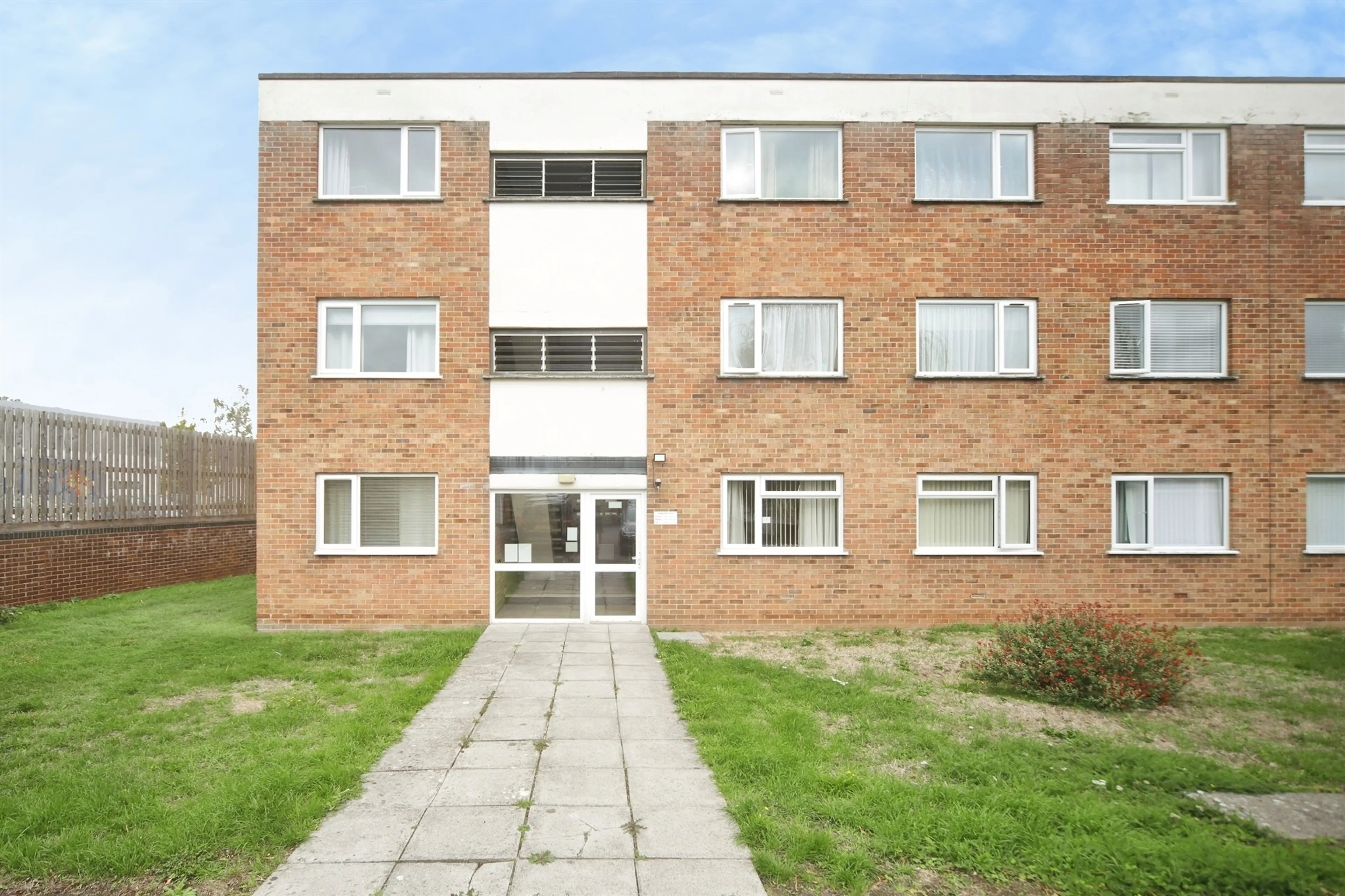 Property photo 0