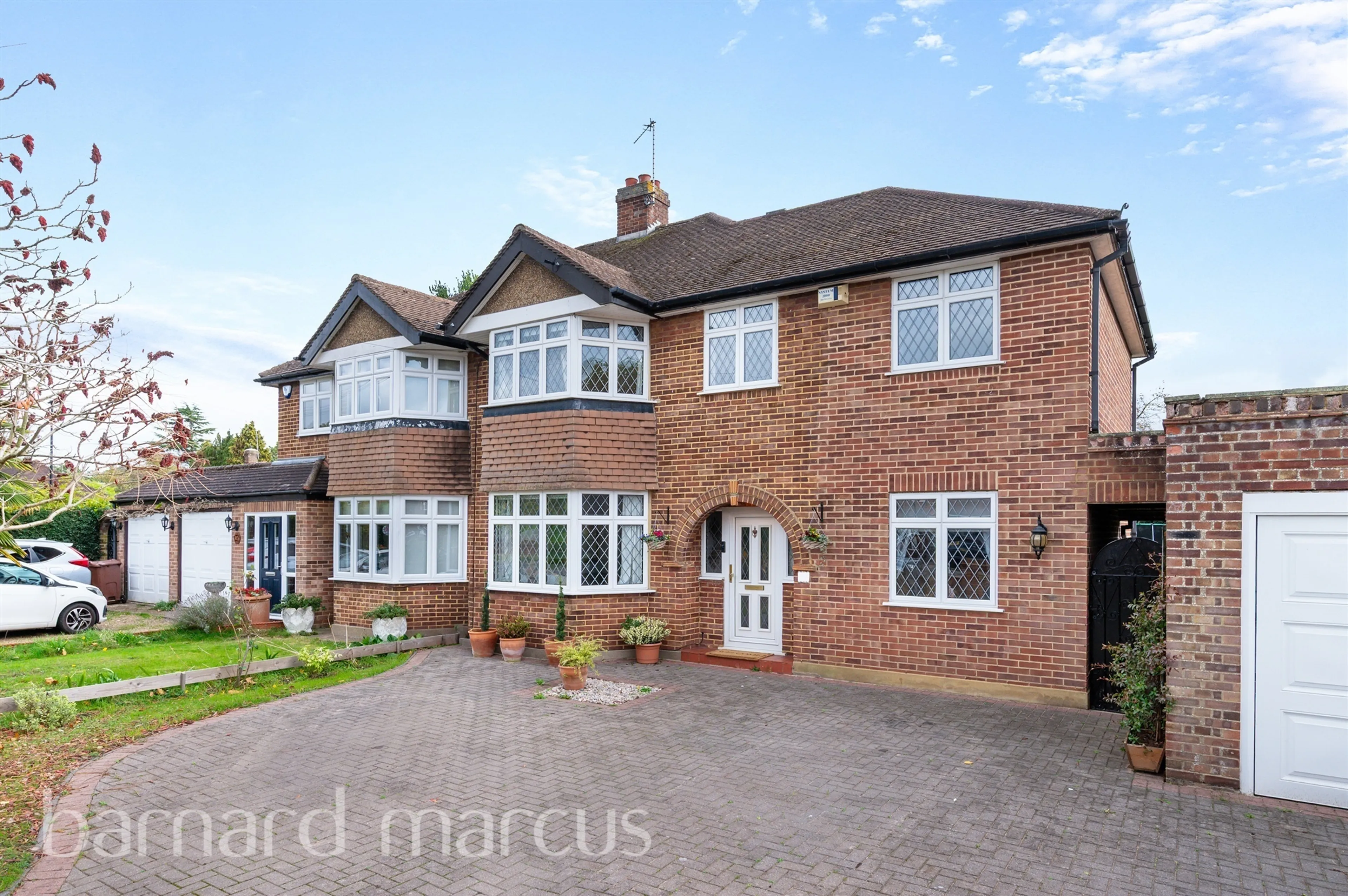 Property at Queens Way, Feltham