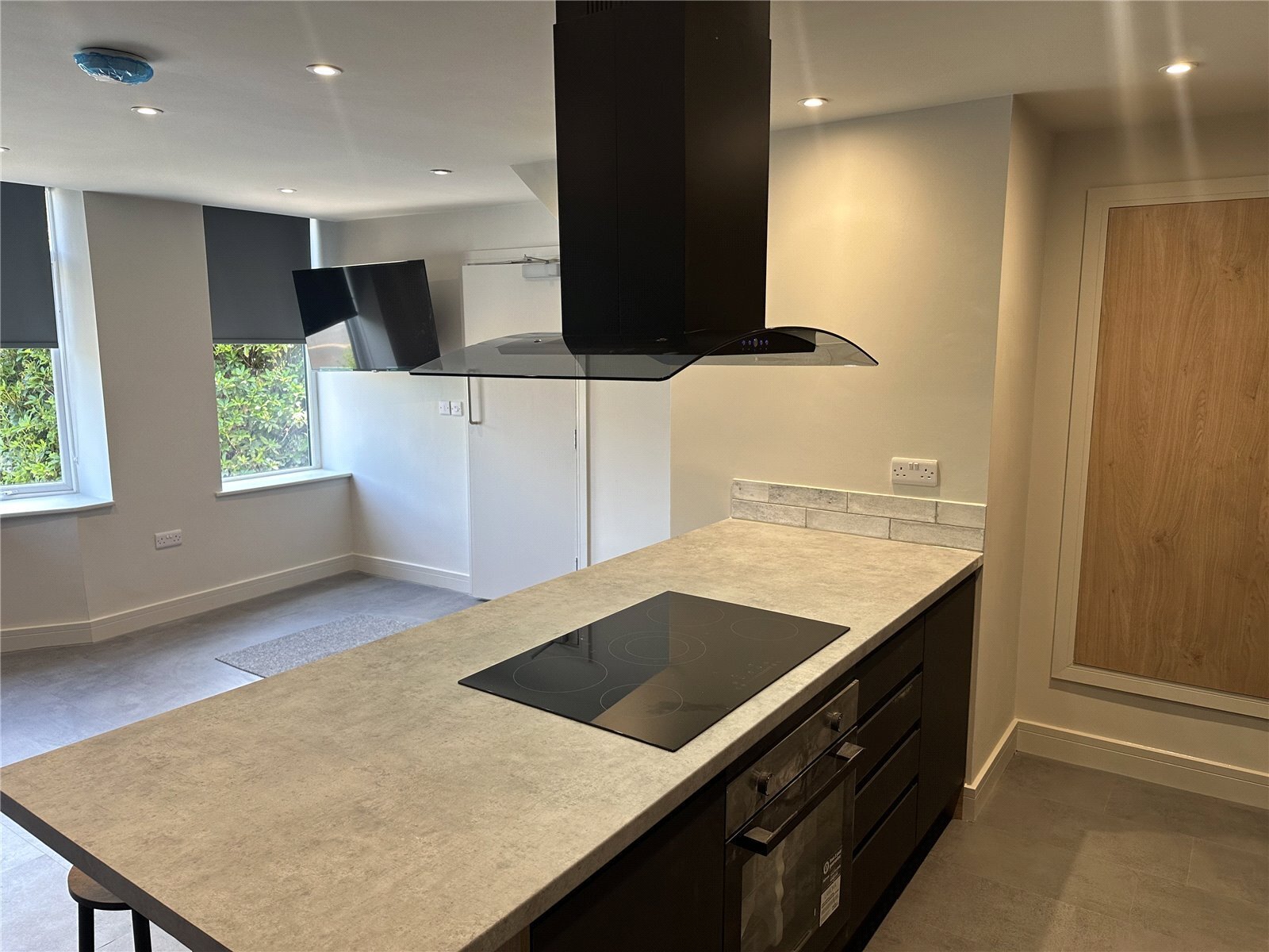 54 Newsome Road, Huddersfield, HD4 Image 2