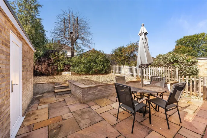 Property carousel image 13