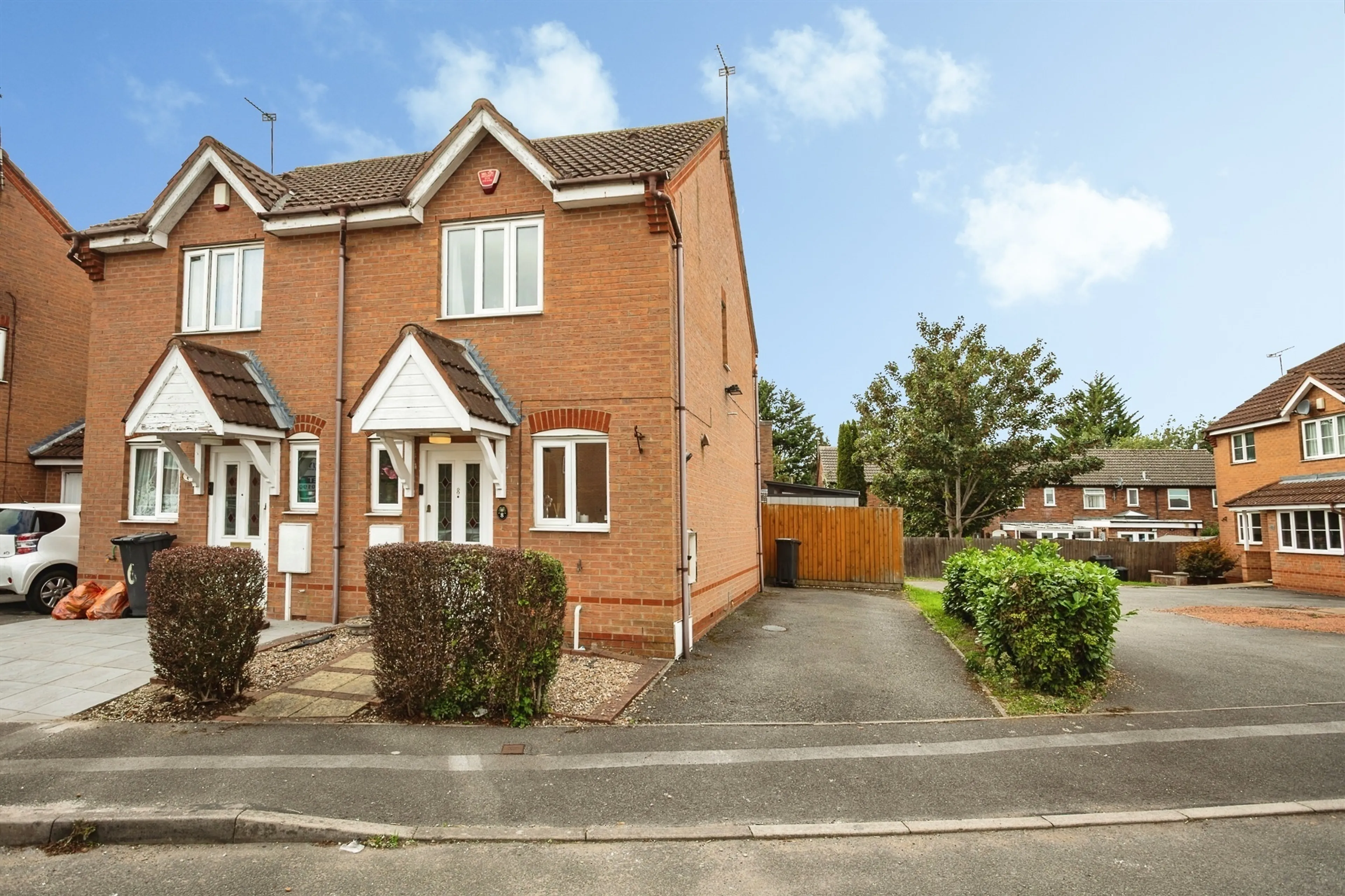 Property at Stanier Drive, Leicester