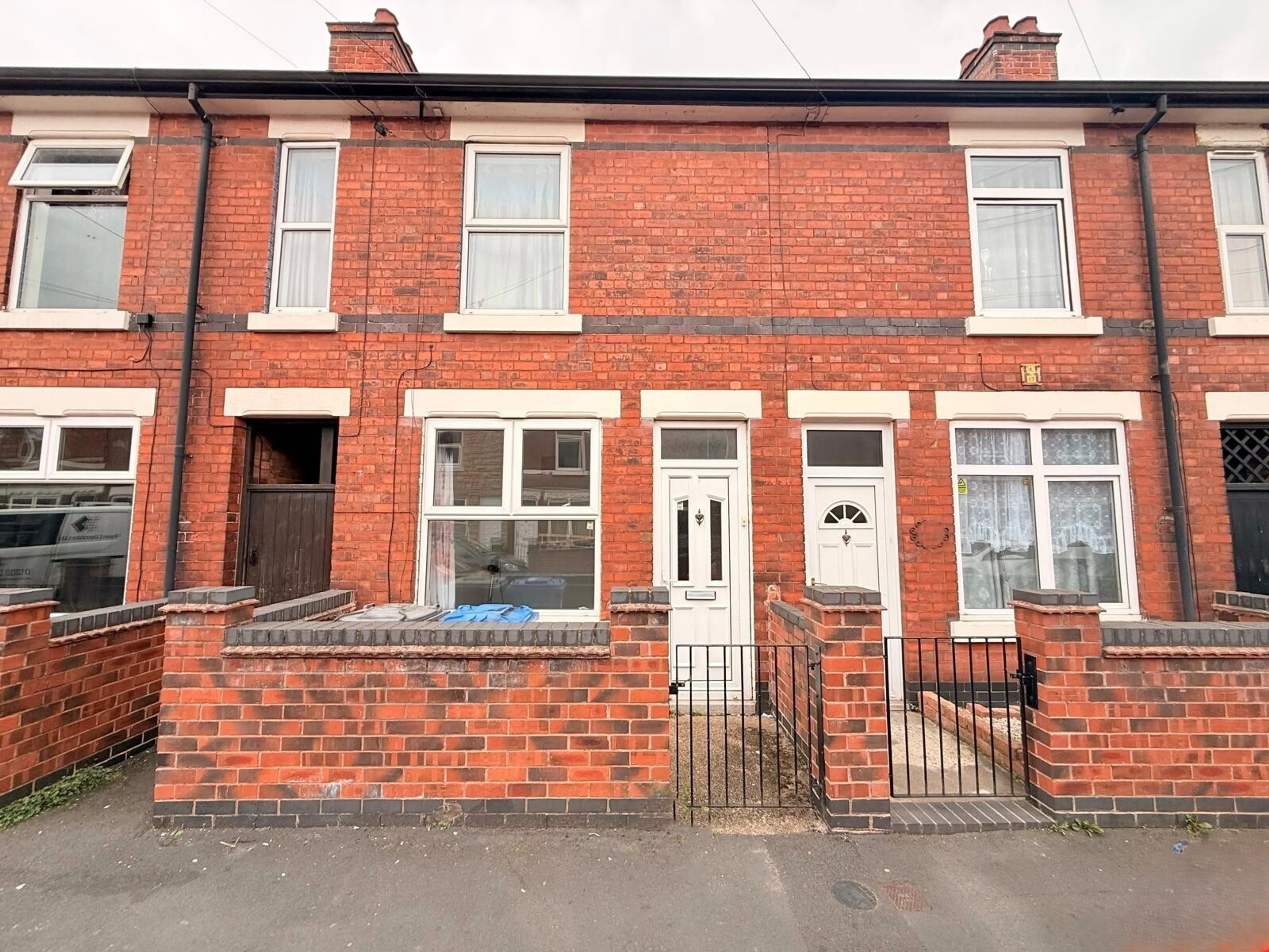 Property photo 0
