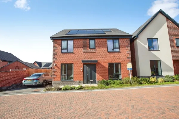 Harvest Close, SOUTH NORMANTON, Derby...