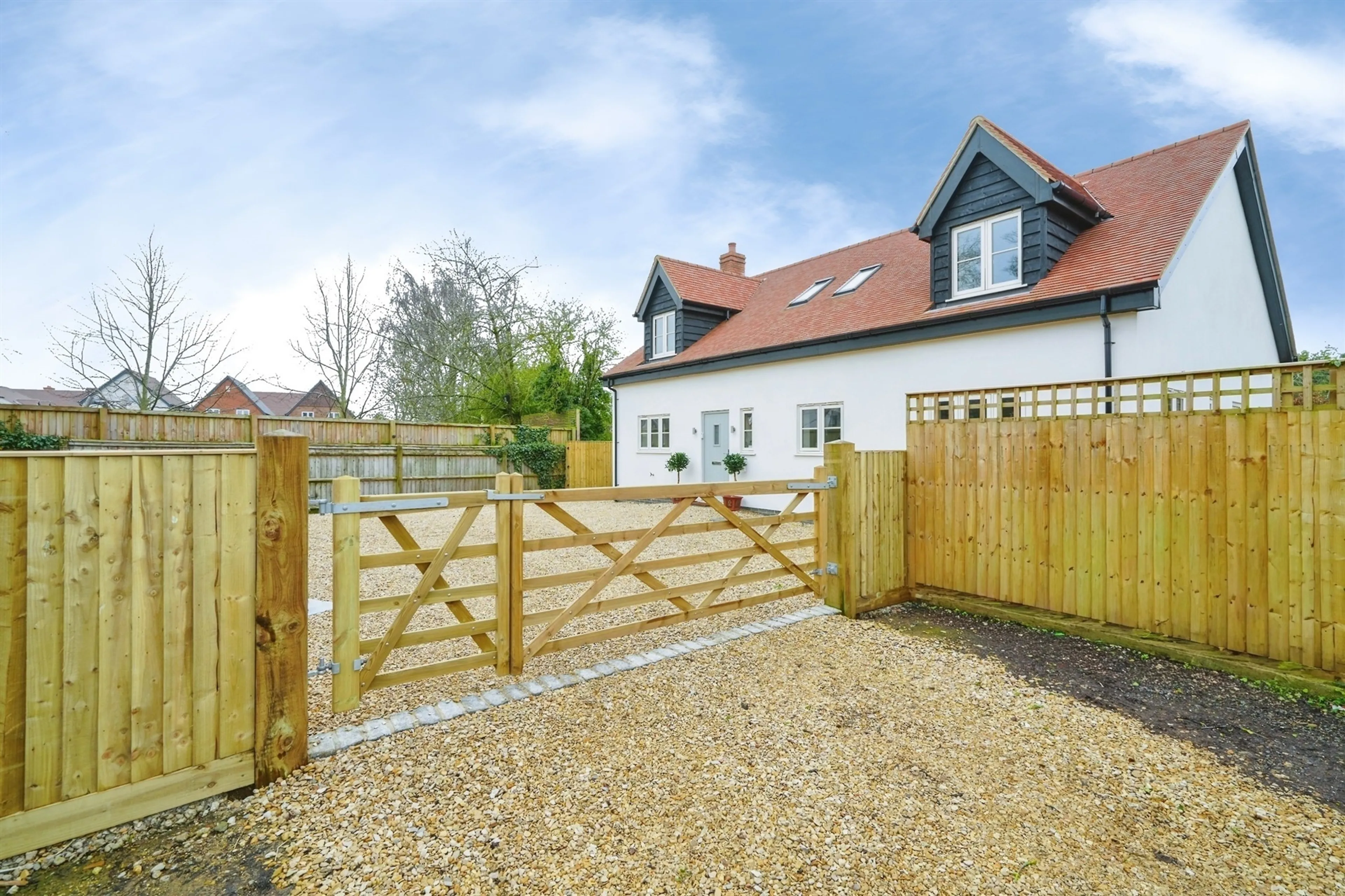 Property at Worminghall Road, Ickford, Aylesbury