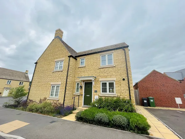 Varsity Close, Moreton-in-Marsh