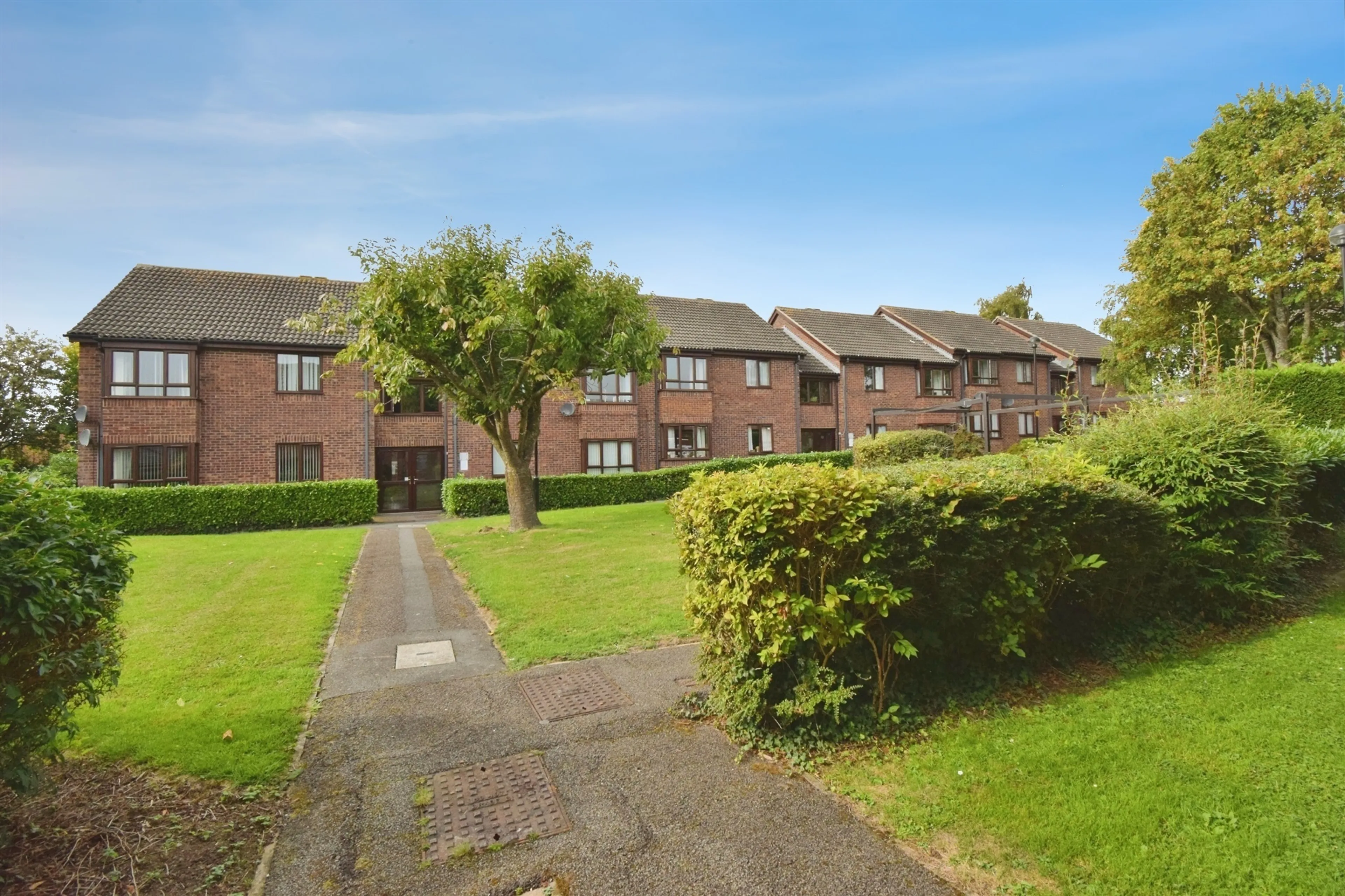 Property at St. Pauls Close, Oadby, LEICESTER
