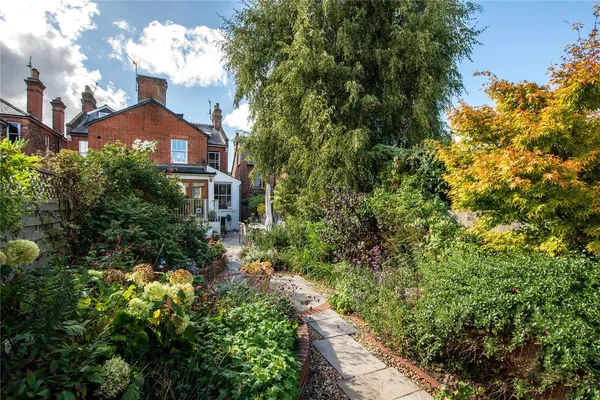 Wathen Road, Dorking, RH4 photo 13