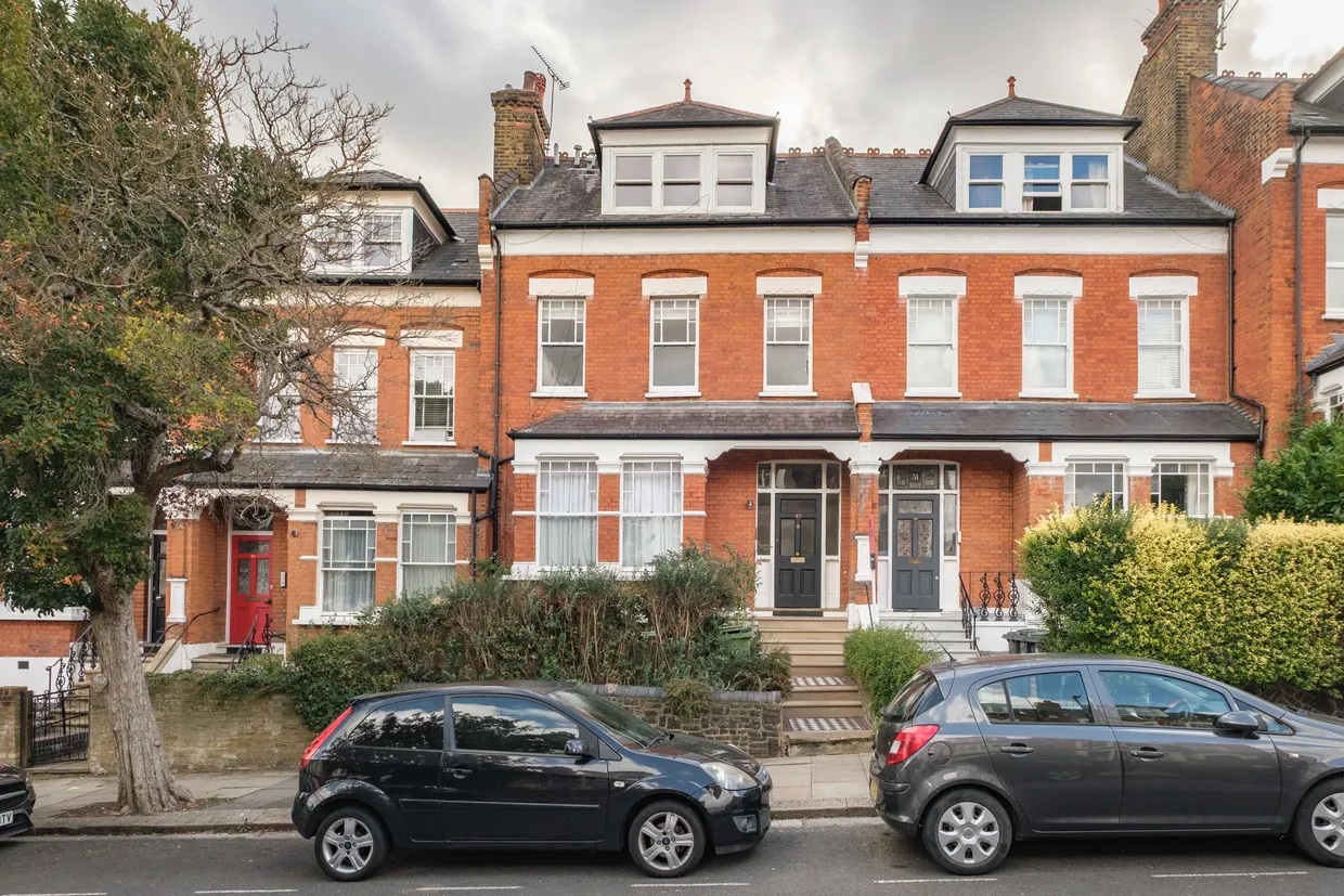 Hillfield Avenue, London, N8 photo 9