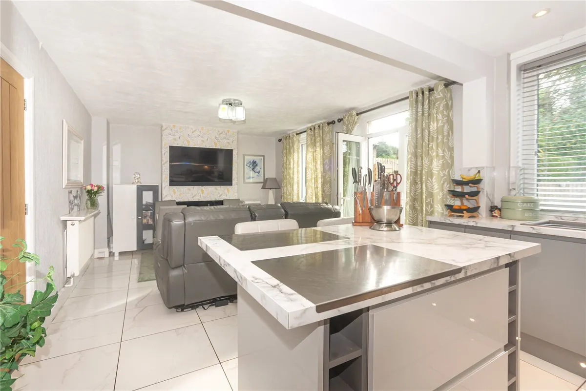 Pennant Crescent, Caernarfon Road, Bangor, Gwynedd, LL57