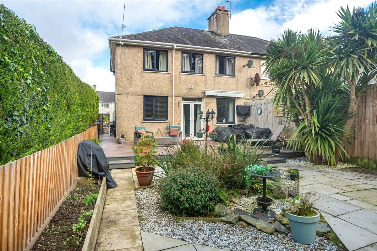 Pennant Crescent, Caernarfon Road, Bangor, Gwynedd, LL57