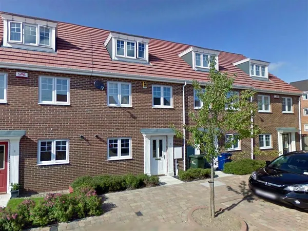 Skendleby Drive, Central Grange Estate