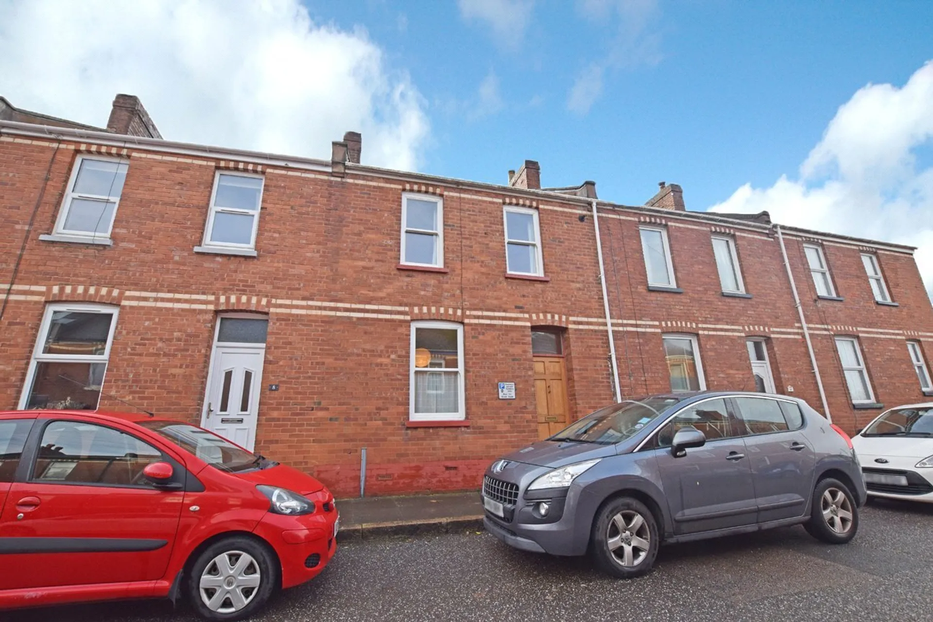 Property photo top 0