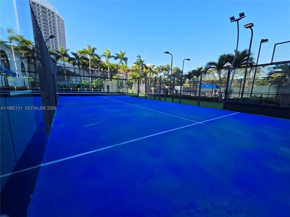 4000 Island Blvd, Aventura, FL 33160