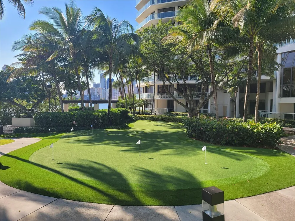 4000 Island Blvd, Aventura, FL 33160