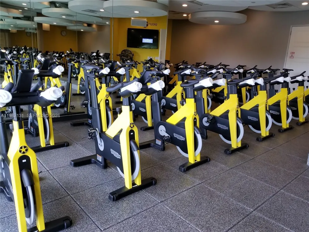 4000 Island Blvd, Aventura, FL 33160