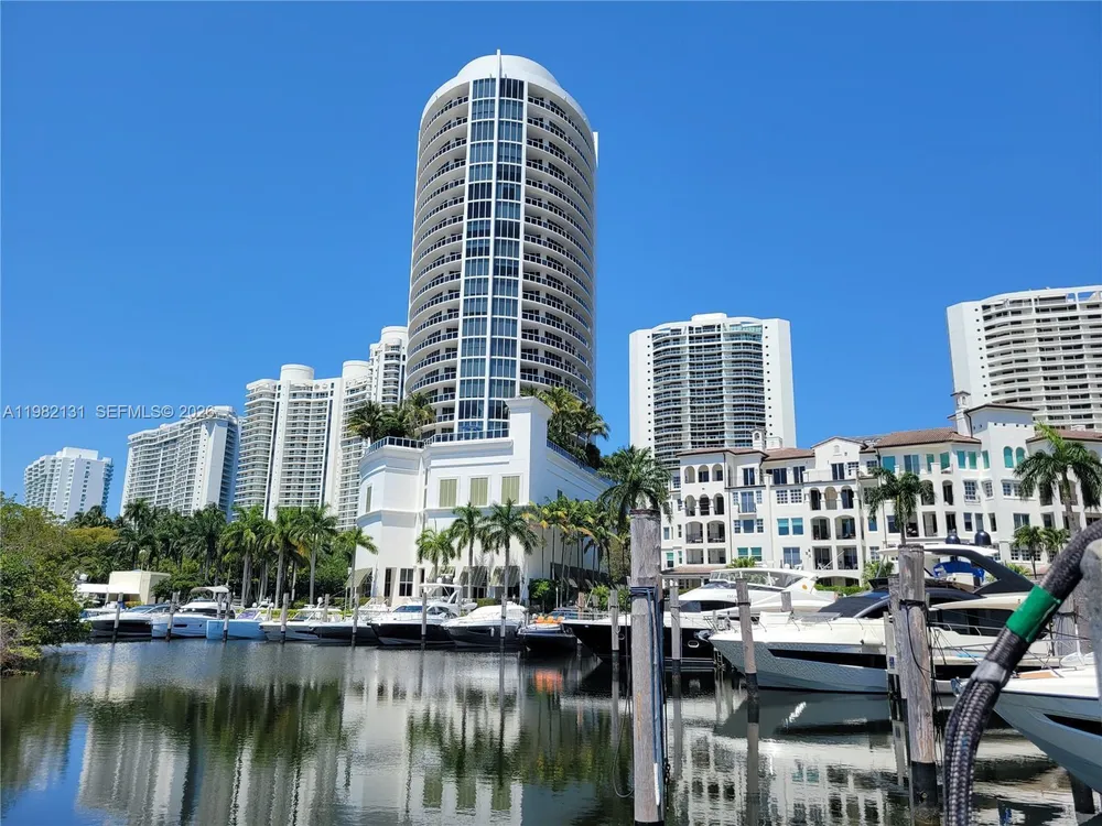 4000 Island Blvd, Aventura, FL 33160