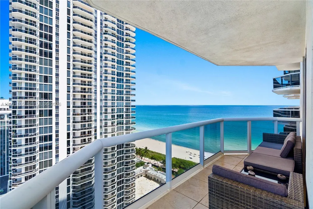 4775 Collins Ave, Miami Beach, FL 33140