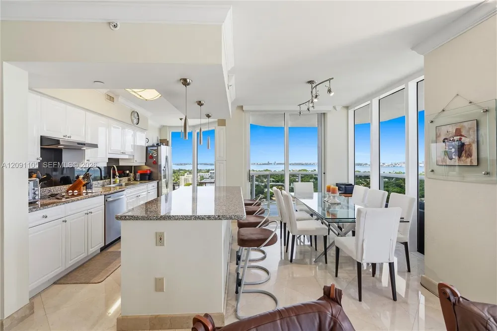 4775 Collins Ave, Miami Beach, FL 33140
