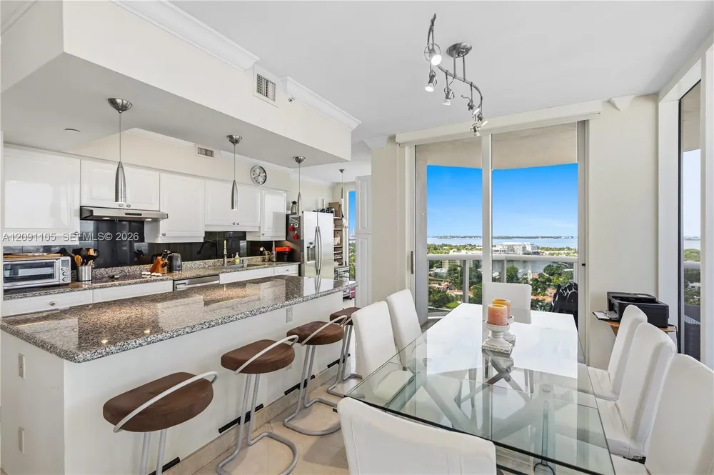 4775 Collins Ave, Miami Beach, FL 33140