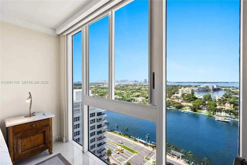 4775 Collins Ave, Miami Beach, FL 33140